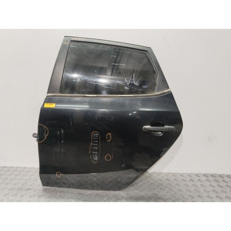 PUERTA TRASERA IZQUIERDA 770032R010  - imagen 1