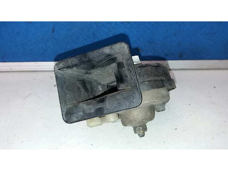 Recambio de claxon para peugeot 206 berlina e-music referencia OEM IAM   