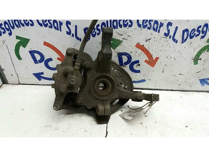 Recambio de mangueta delantera derecha para opel corsa c club referencia OEM IAM 13154318  