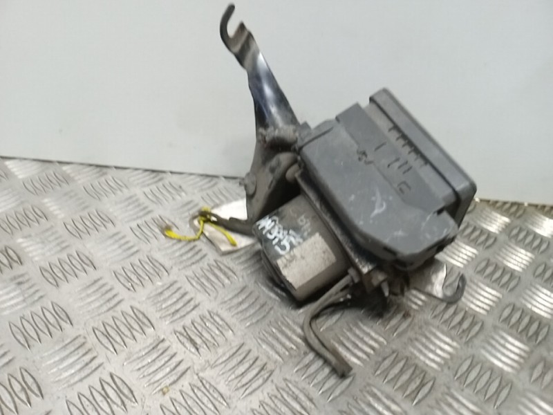 Recambio de abs para ford fiesta (cbk) ghia referencia OEM IAM 00008556D1  
