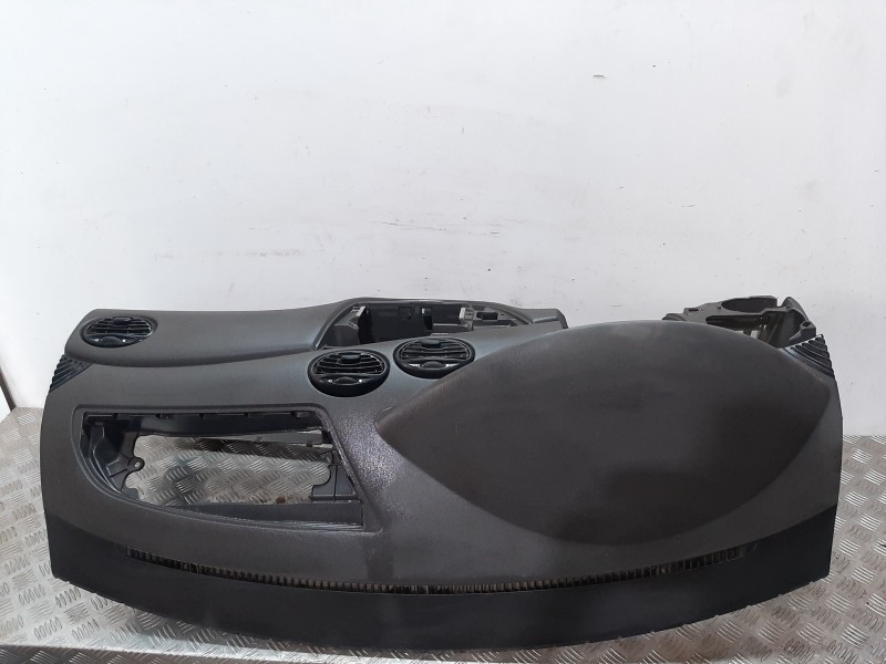 Recambio de salpicadero para ford focus berlina (cak) trend referencia OEM IAM 1335045  