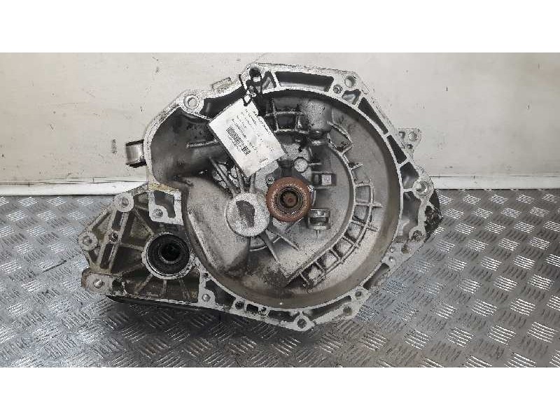 Recambio de caja cambios para opel corsa c club referencia OEM IAM B29802F13C394  