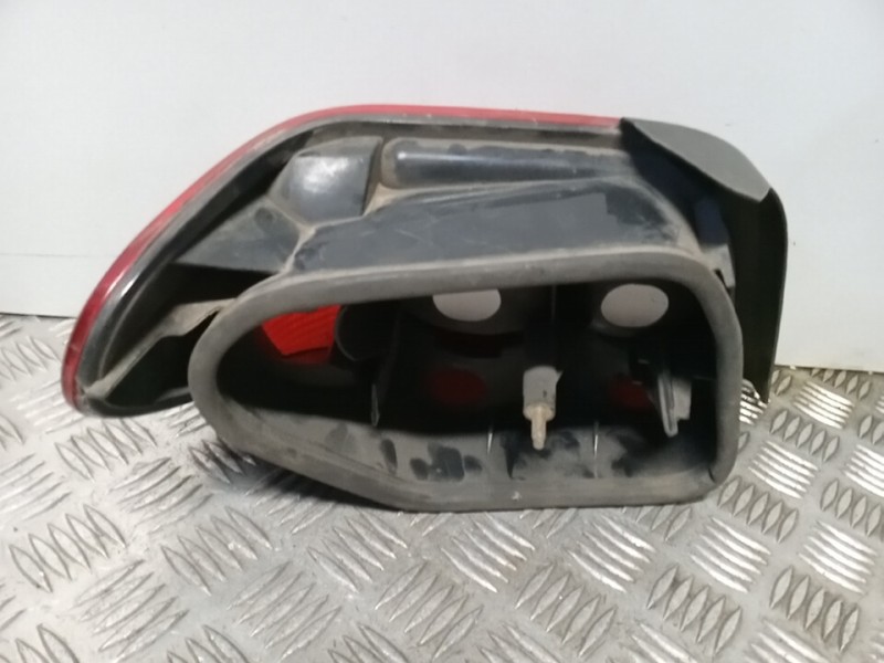 Recambio de piloto trasero derecho para citroën xsara berlina 1.6 referencia OEM IAM   