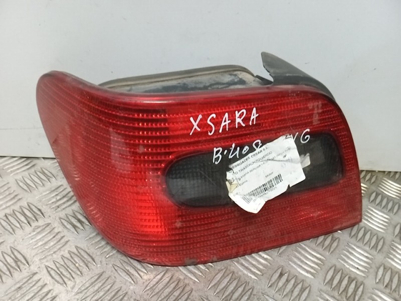Recambio de piloto trasero izquierdo para citroën xsara berlina 1.6 16v cat (nfu / tu5jp4) referencia OEM IAM    Recambio de piloto trasero izquierdo para citroën xsara berlina 1.6 16v cat (nfu / tu5jp4) referencia OEM IAM