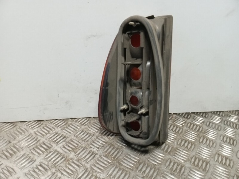 Recambio de piloto trasero izquierdo para volkswagen caddy ka/kb (9k9) furg. referencia OEM IAM 6K9945111   Recambio de piloto trasero izquierdo para volkswagen caddy ka/kb (9k9) furg. referencia OEM IAM 6K9945111