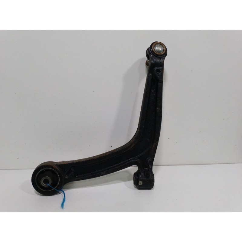 BRAZO SUSPENSION INFERIOR DELANTERO DERECHO 1639575  - imagen 2
