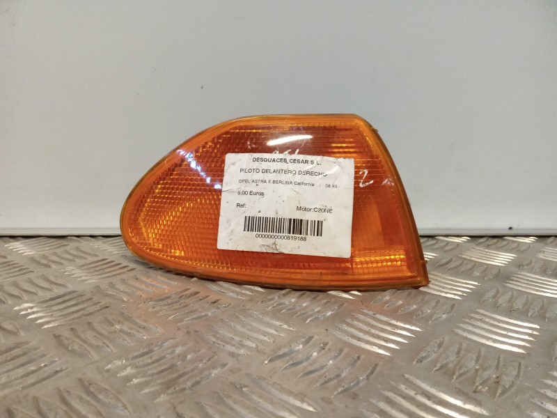 Recambio de piloto delantero derecho para opel astra f berlina california referencia OEM IAM   