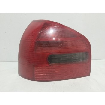 PILOTO TRASERO IZQUIERDO 8L0945095A 