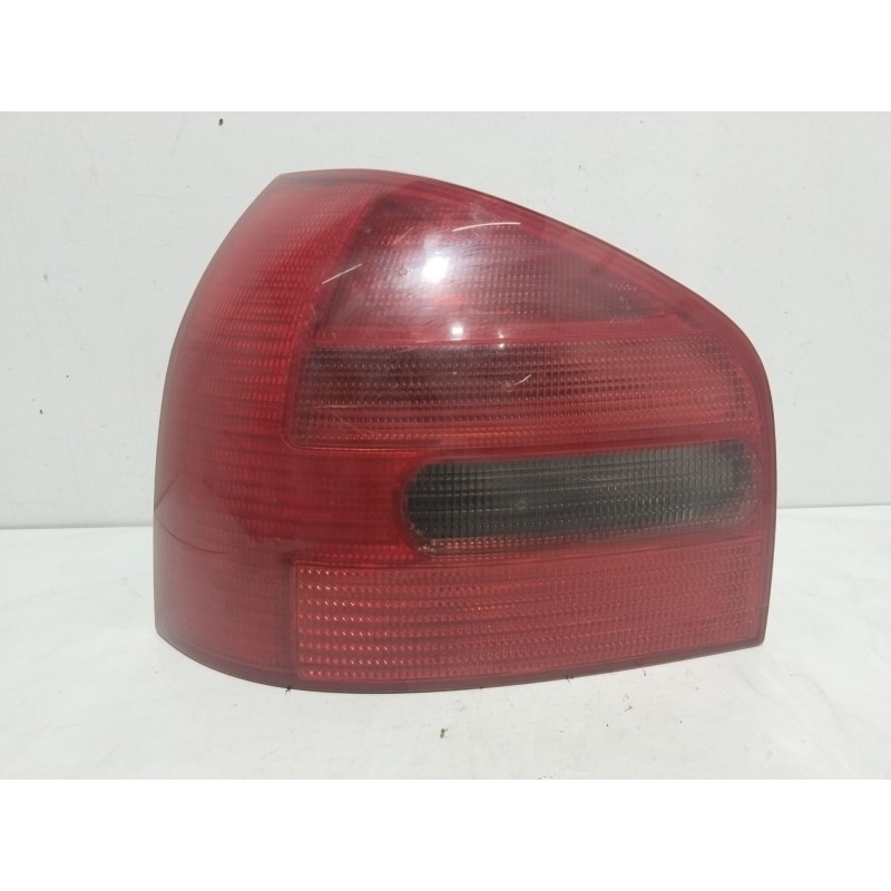 PILOTO TRASERO IZQUIERDO 8L0945095A  - imagen 1