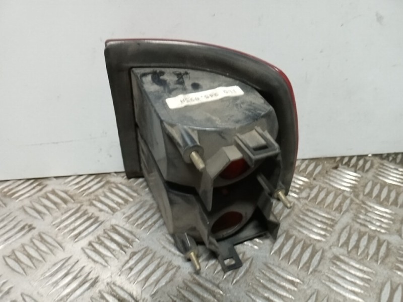 Recambio de piloto trasero izquierdo para seat toledo (1l) se referencia OEM IAM 1L0945112F  