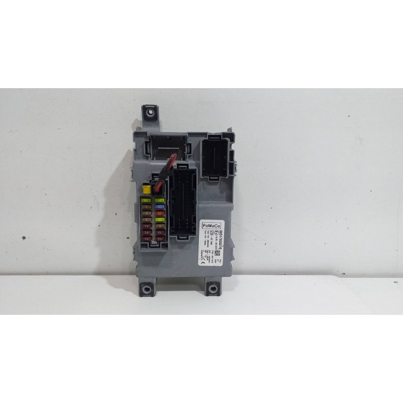CAJA RELES / FUSIBLES 00517935210 28211878  - imagen 1