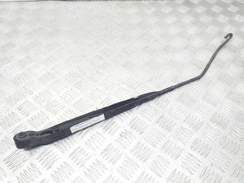 Recambio de brazo limpia delantero derecho para citroën c3 1.4 audace referencia OEM IAM 6429V0  