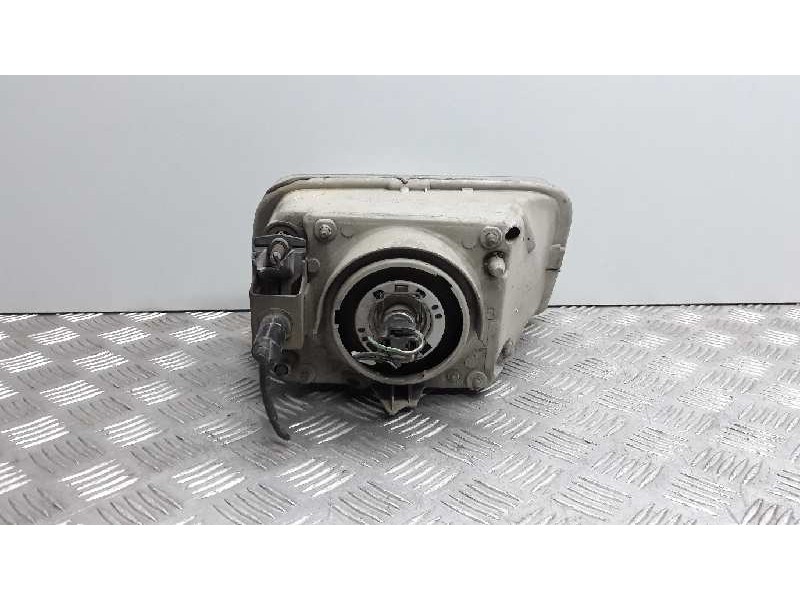 Recambio de faro izquierdo para renault rapid/express (f40) 1.1 familiar (f401/40h) referencia OEM IAM   