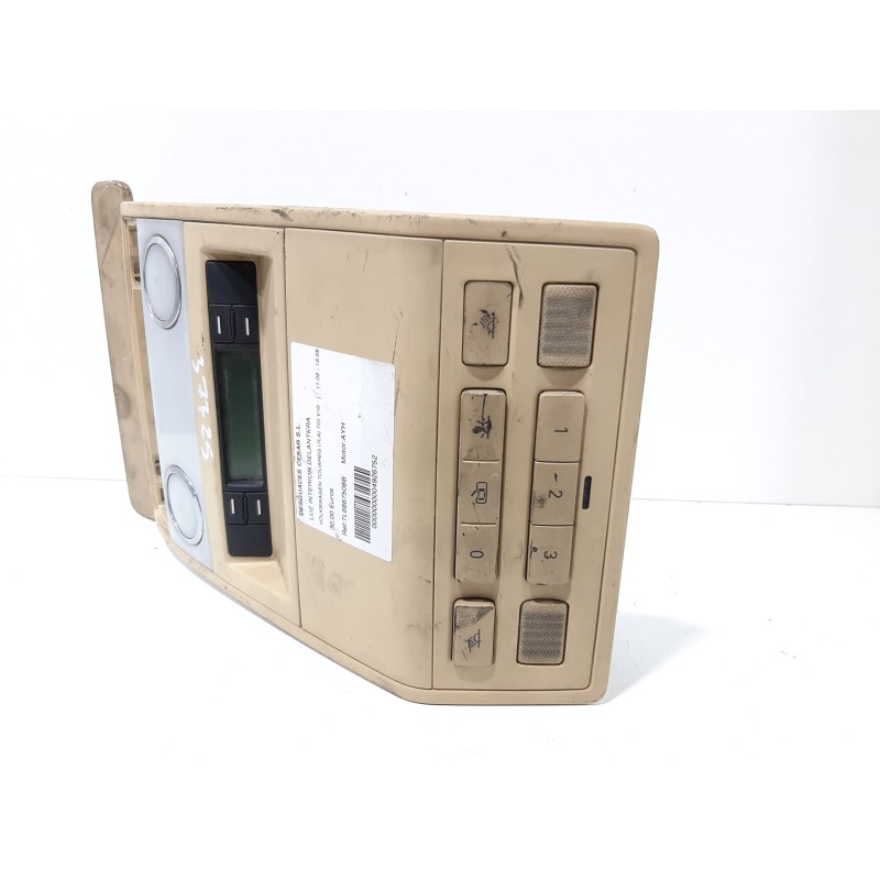 LUZ INTERIOR DELANTERA 7L6867508B  - imagen 2