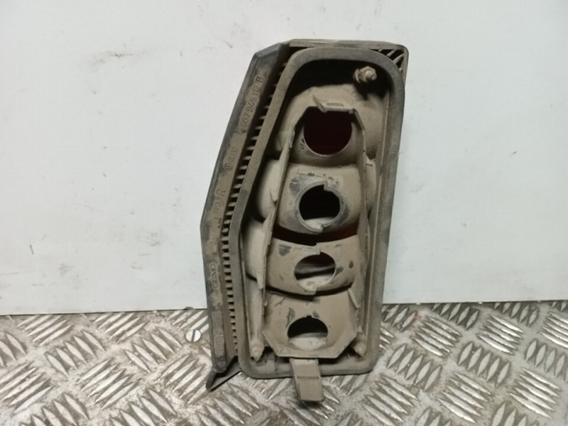 Recambio de piloto trasero derecho para volkswagen polo (867/871/873) movie lim. referencia OEM IAM   