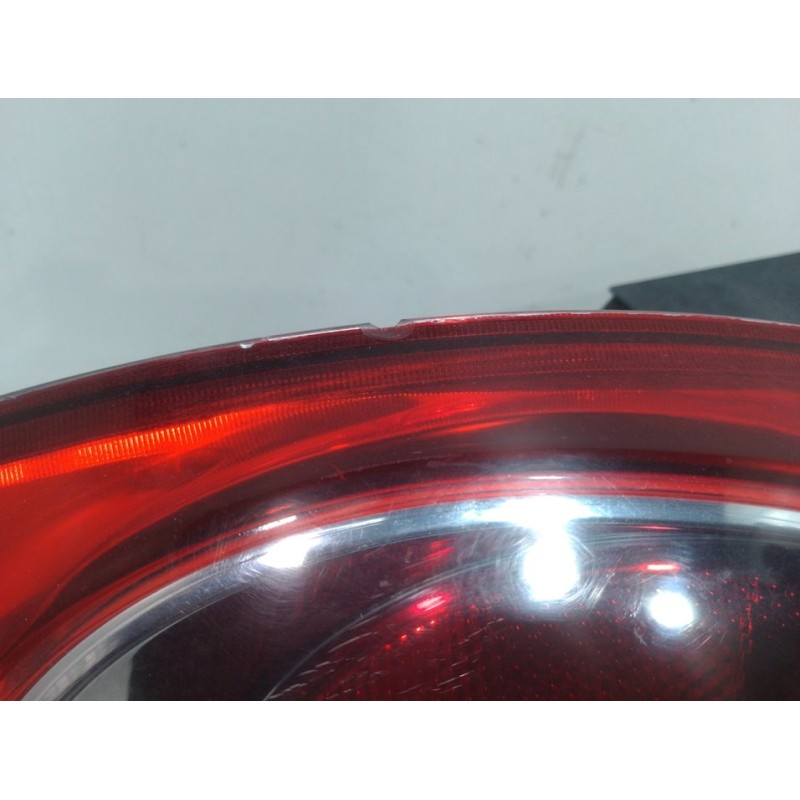 PILOTO TRASERO DERECHO 1579394  - imagen 2