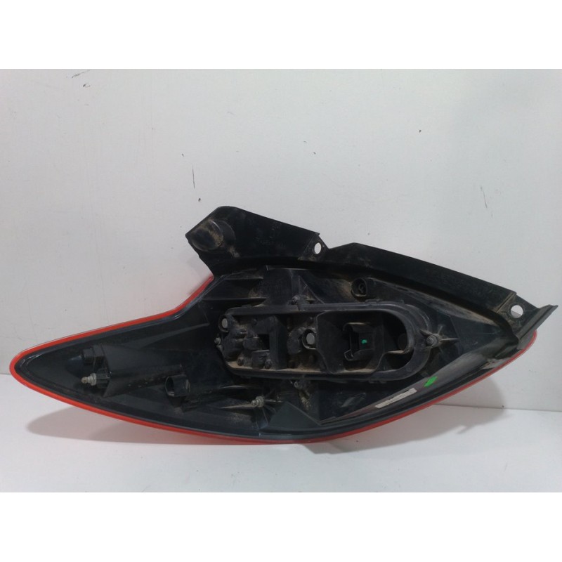 PILOTO TRASERO DERECHO 1579394  - imagen 3