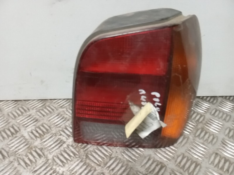 Recambio de piloto trasero derecho para volkswagen polo berlina (6n1) air referencia OEM IAM    Recambio de piloto trasero derecho para volkswagen polo berlina (6n1) air referencia OEM IAM