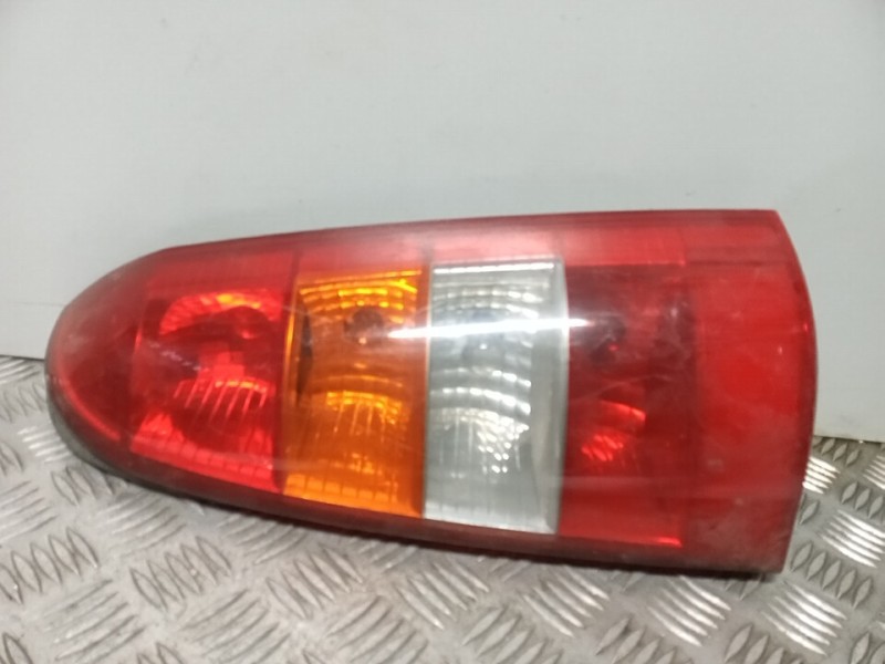 Recambio de piloto trasero derecho para opel astra g berlina comfort referencia OEM IAM    Recambio de piloto trasero derecho para opel astra g berlina comfort referencia OEM IAM