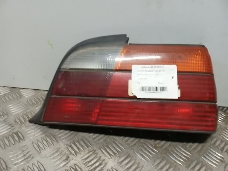 Recambio de piloto trasero derecho para bmw serie 3 coupe (e36) 318is referencia OEM IAM   
