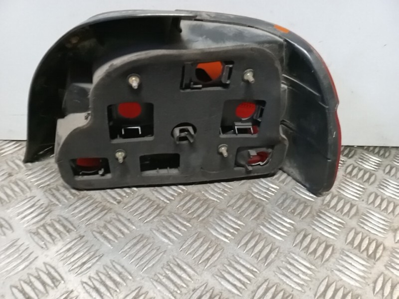 Recambio de piloto trasero izquierdo para bmw serie 5 touring (e39) 525i referencia OEM IAM   