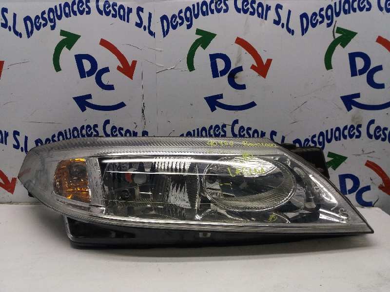 Recambio de faro derecho para renault laguna ii grandtour (kg0) dynamique referencia OEM IAM   