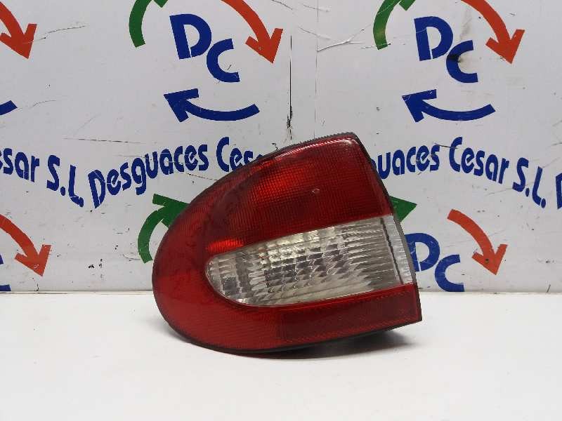 Recambio de piloto trasero izquierdo para renault megane i fase 2 classic (la..) 1.6 16v rt referencia OEM IAM   