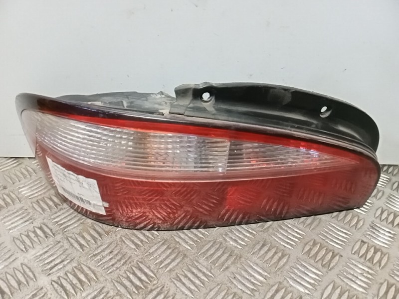 Recambio de piloto trasero izquierdo para kia clarus 1.8 slx berlina referencia OEM IAM    Recambio de piloto trasero izquierdo para kia clarus 1.8 slx berlina referencia OEM IAM