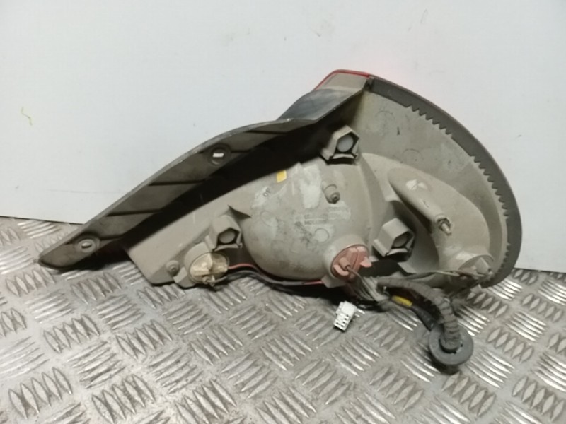 Recambio de piloto trasero izquierdo para kia sephia gtx referencia OEM IAM   