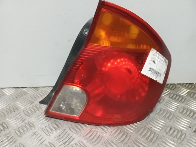 Recambio de piloto trasero derecho para hyundai accent (lc) gl 5p referencia OEM IAM   