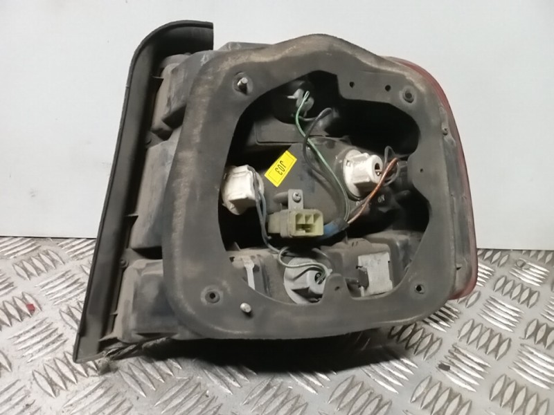 Recambio de piloto trasero izquierdo para hyundai lantra (j1) 1.5 gls referencia OEM IAM   