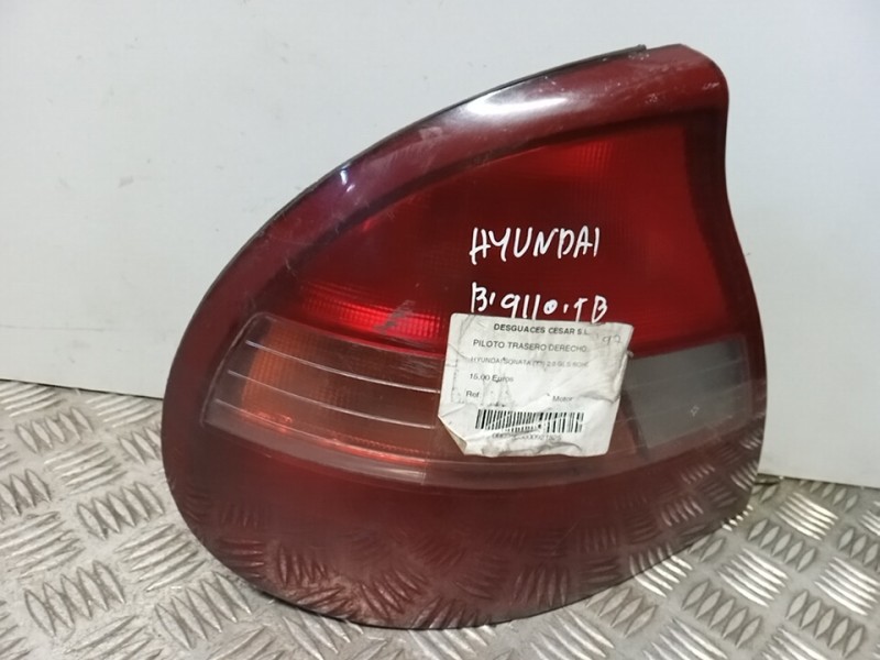 Recambio de piloto trasero derecho para hyundai sonata (y3) 2.0 gls sohc referencia OEM IAM    Recambio de piloto trasero derecho para hyundai sonata (y3) 2.0 gls sohc referencia OEM IAM