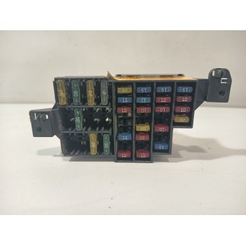 CAJA RELES / FUSIBLES 7703297597 