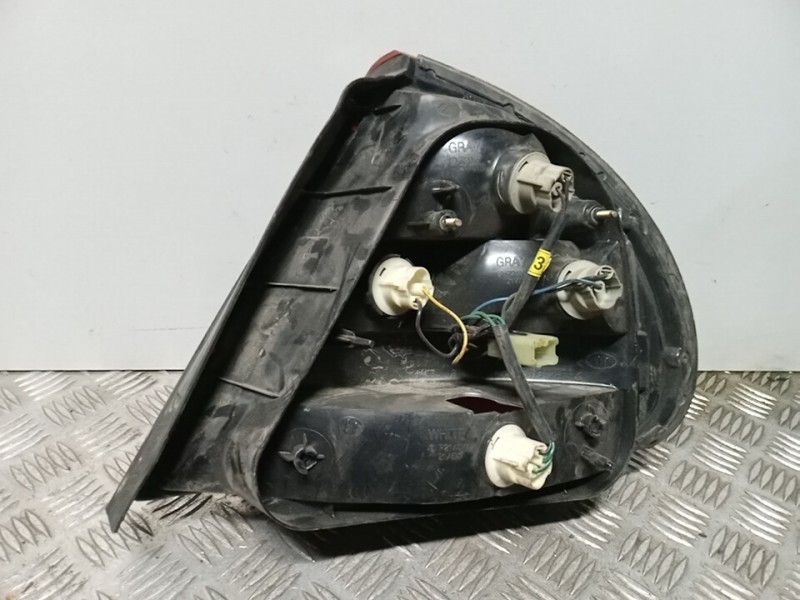 Recambio de piloto trasero derecho para hyundai sonata (y3) 2.0 gls sohc referencia OEM IAM    Recambio de piloto trasero derecho para hyundai sonata (y3) 2.0 gls sohc referencia OEM IAM