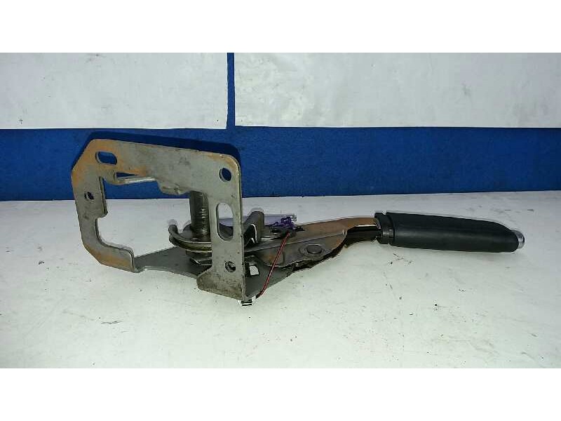 Recambio de palanca freno de mano para ford focus berlina (cap) ambiente (d) referencia OEM IAM 1354340   Recambio de palanca freno de mano para ford focus berlina (cap) ambiente (d) referencia OEM IAM 1354340