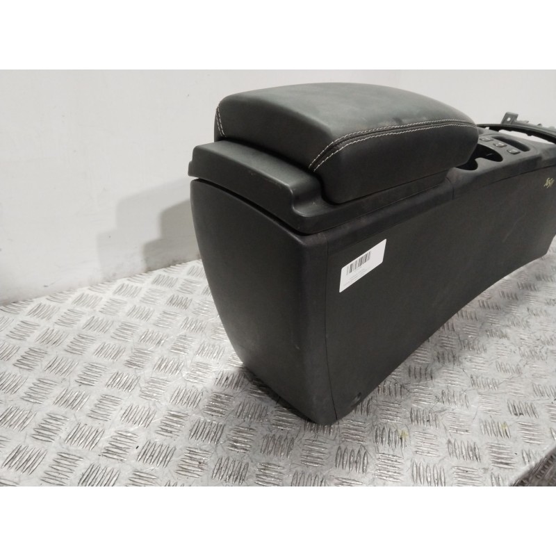CONSOLA CENTRAL 96910BR06B  - imagen 3