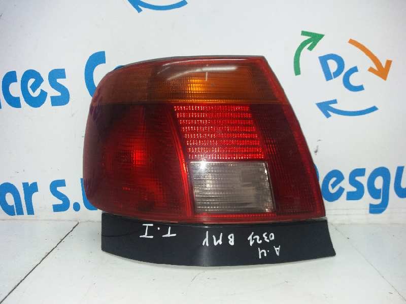 Recambio de piloto trasero izquierdo para audi a4 avant (b5) 1.9 tdi referencia OEM IAM 8D9945111   Recambio de piloto trasero izquierdo para audi a4 avant (b5) 1.9 tdi referencia OEM IAM 8D9945111