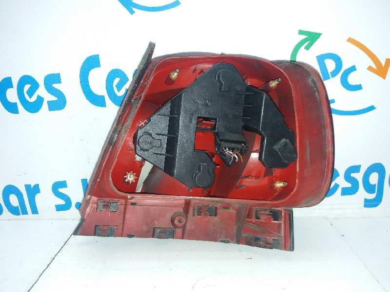 Recambio de piloto trasero izquierdo para audi a4 avant (b5) 1.9 tdi referencia OEM IAM 8D9945111   Recambio de piloto trasero izquierdo para audi a4 avant (b5) 1.9 tdi referencia OEM IAM 8D9945111