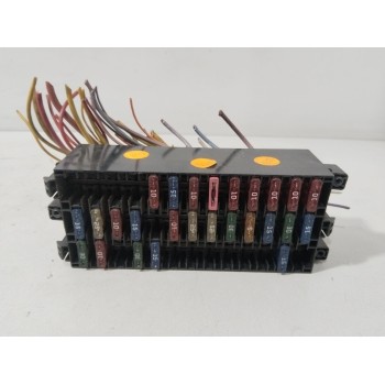CAJA RELES / FUSIBLES 4410196 