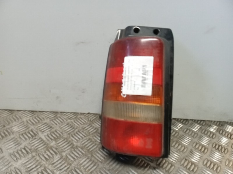 Recambio de piloto trasero izquierdo para chrysler voyager (es) 2.5 s referencia OEM IAM   