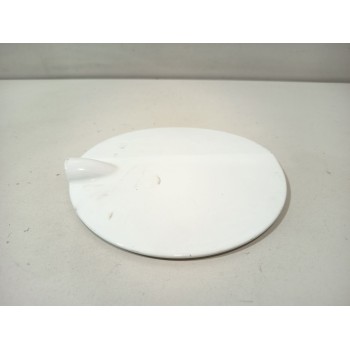 TAPA EXTERIOR COMBUSTIBLE 8M51A405A02AA 