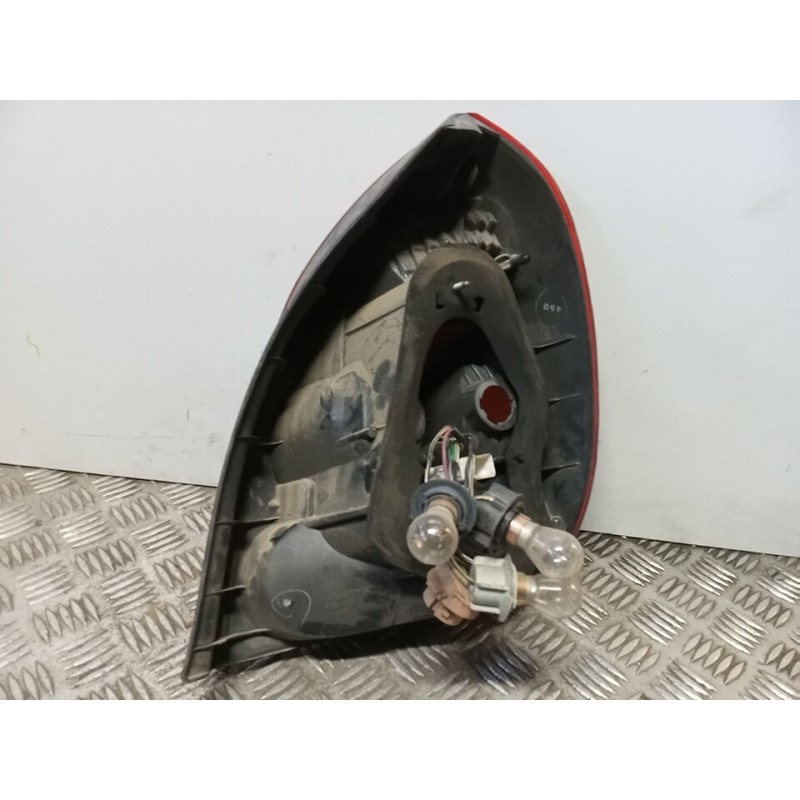 Recambio de piloto trasero izquierdo para toyota corolla (e11) 1.6 linea luna (5-ptas.) referencia OEM IAM   