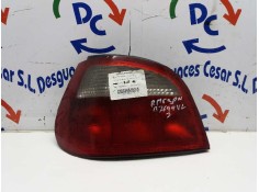 Recambio de piloto trasero izquierdo para renault megane i berlina hatchback (ba0) 1.9 dti alize referencia OEM IAM 7701040648