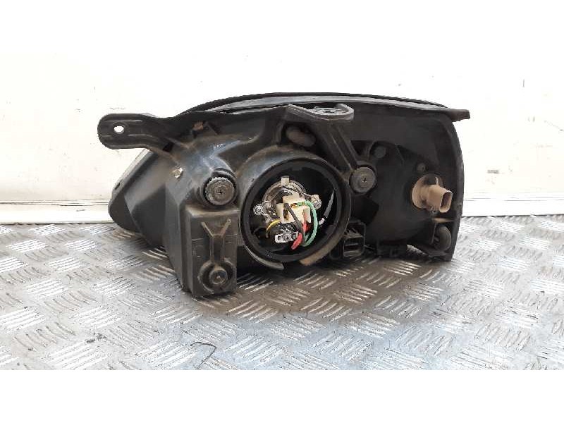Recambio de faro derecho para kia rio ipanema berlina referencia OEM IAM   