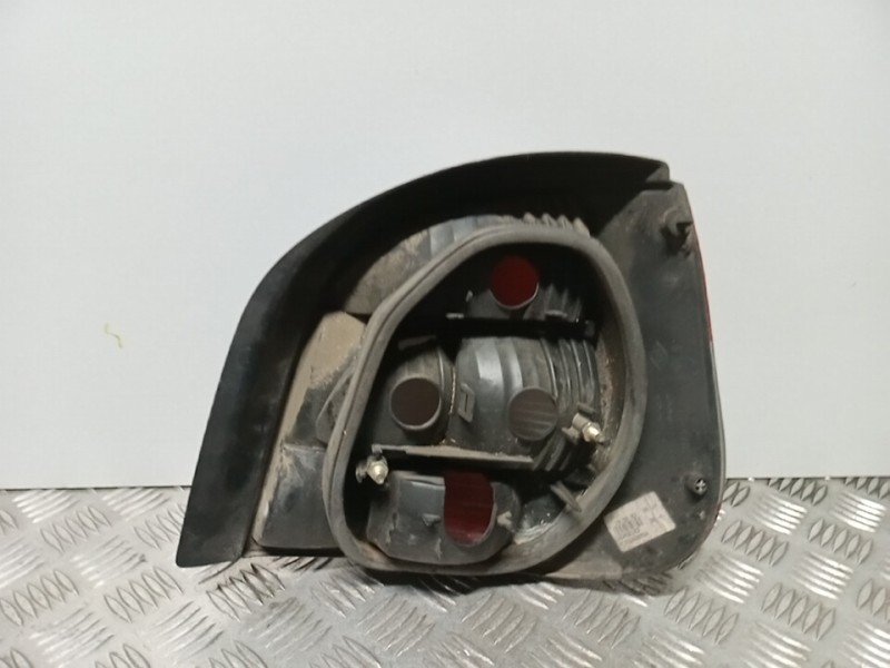 Recambio de piloto trasero izquierdo para renault scenic (ja..) 1.9 dci authentique referencia OEM IAM   