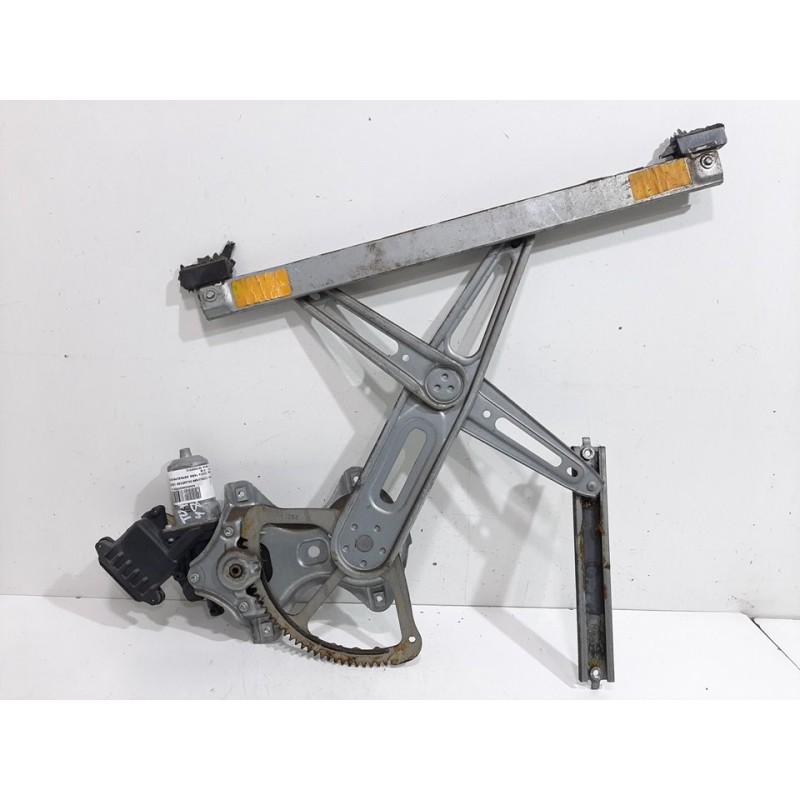 ELEVALUNAS DELANTERO IZQUIERDO 857200D110B  - imagen 1