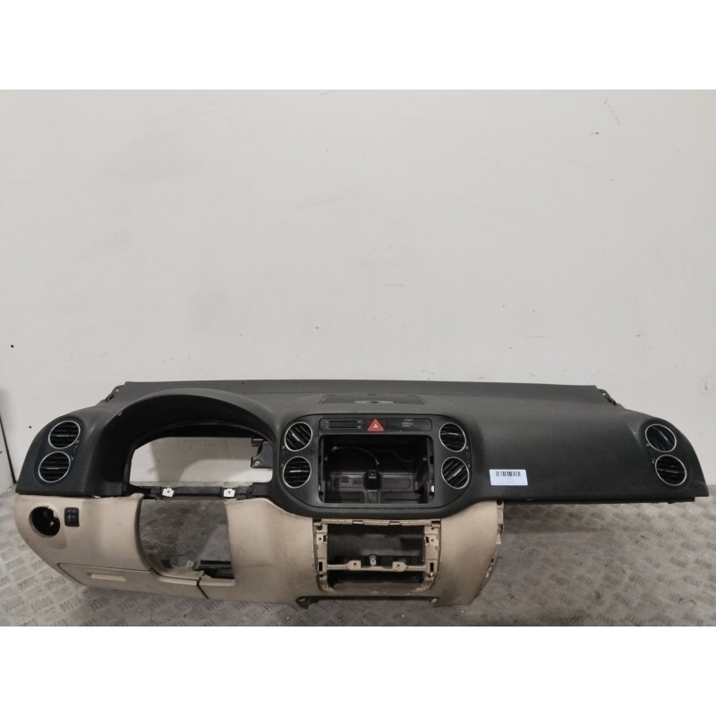 SALPICADERO 5M1857001A  - imagen 1