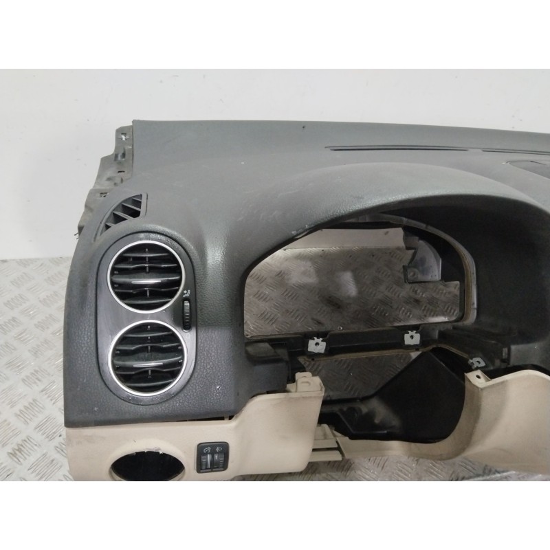 SALPICADERO 5M1857001A  - imagen 2
