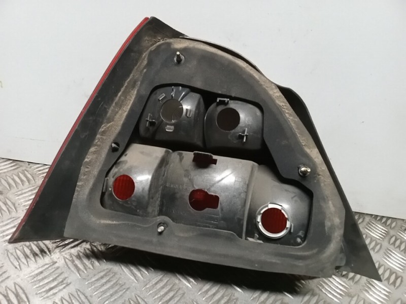 Recambio de piloto trasero derecho para mg serie 200 (rf) 214 i (3-ptas.) referencia OEM IAM   