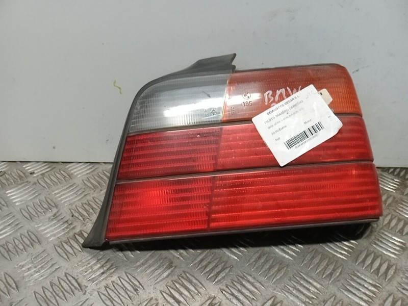 Recambio de piloto trasero derecho para bmw serie 3 berlina (e36) 320i referencia OEM IAM    Recambio de piloto trasero derecho para bmw serie 3 berlina (e36) 320i referencia OEM IAM
